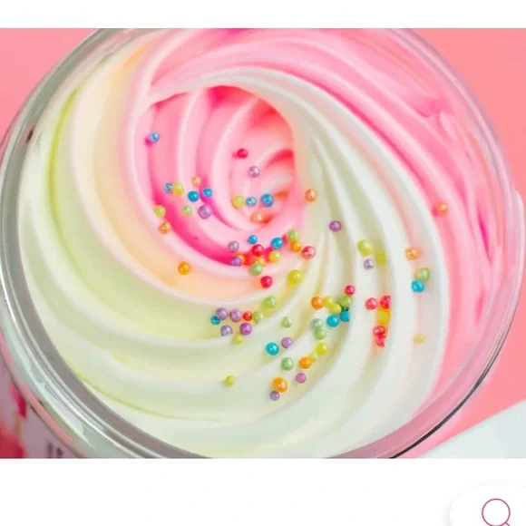 Aminnah Birthday Cake whipped body butter - Picture 3 of 5